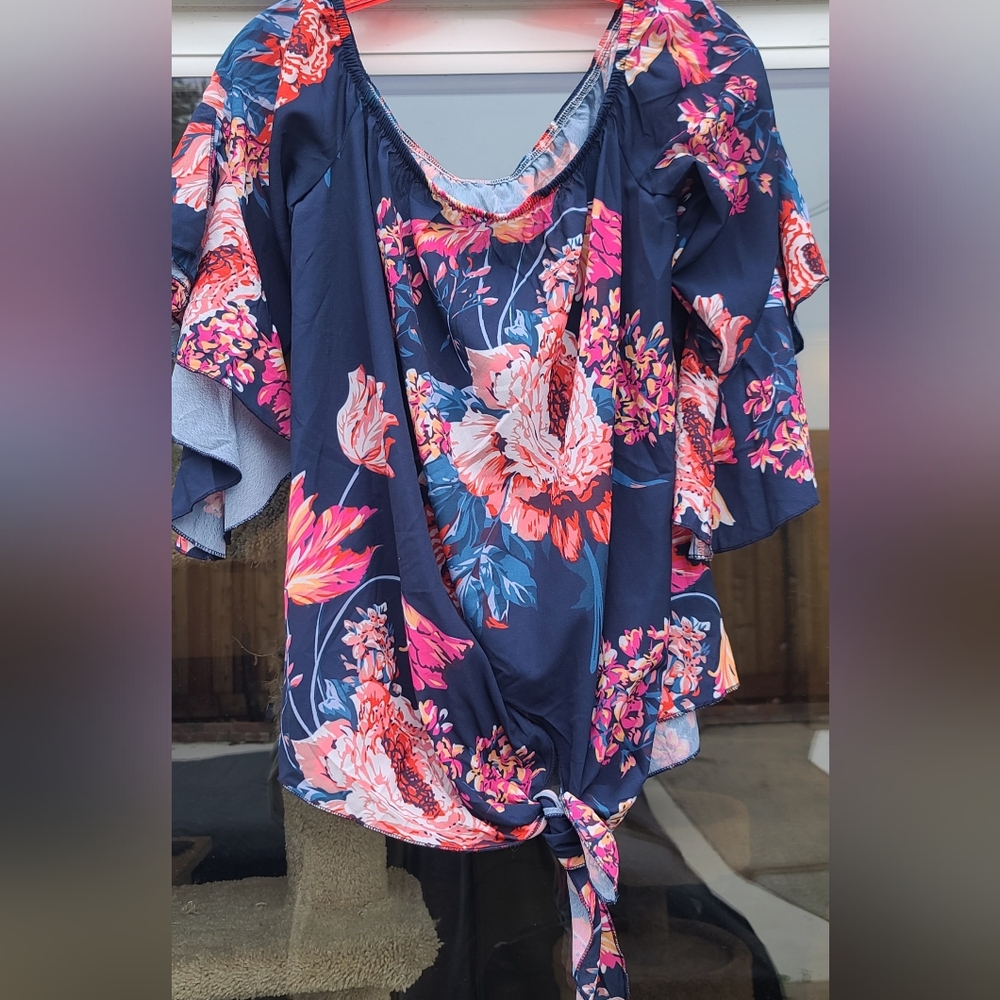 Women's Off-The-Shoulder Vibrant Floral Blouse - Size Large - Picture 11 of 15